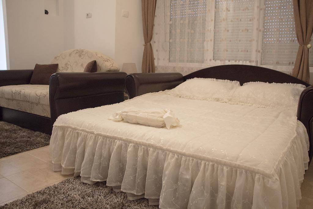 Apartments Matijasevic Niksic ภายนอก รูปภาพ